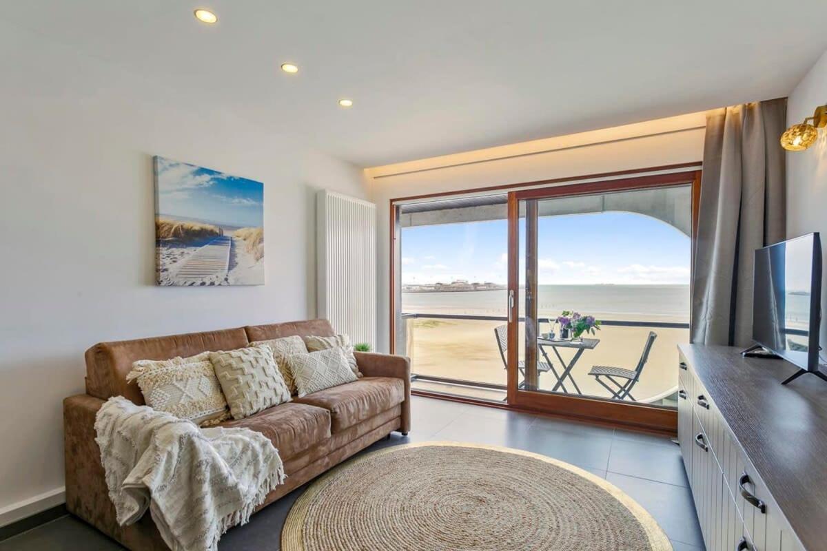 Huswell - Studio With Great Sea View On Terrace Кноке-Хайст Екстериор снимка